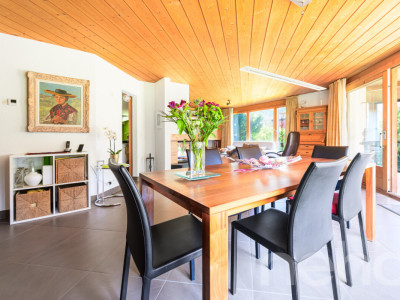 Grosszügiges Einfamilienhaus mit integrierter Praxis image 4