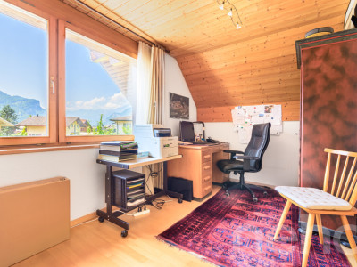 Grosszügiges Einfamilienhaus mit integrierter Praxis image 7