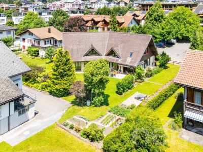 Grosszügiges Einfamilienhaus mit integrierter Praxis image 12