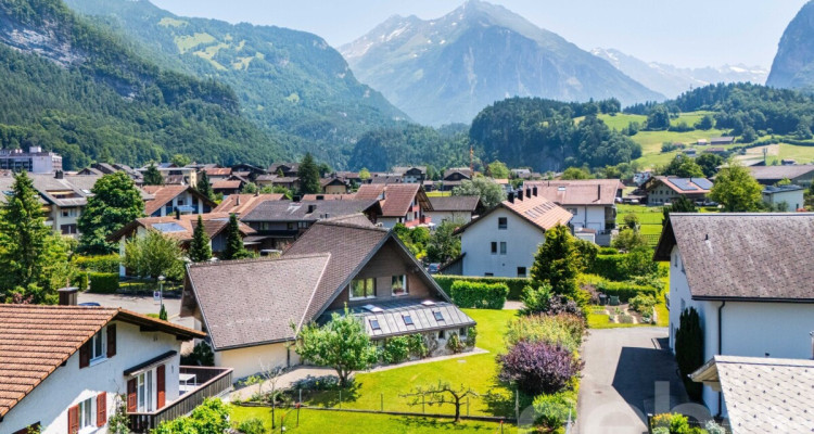 Grosszügiges Einfamilienhaus mit integrierter Praxis image 11