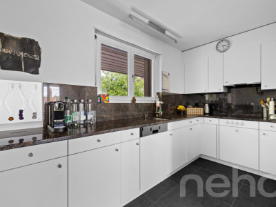 Zweifamilienhaus mit Atelier an zentraler Lage in Orpund bei Biel BE image 9