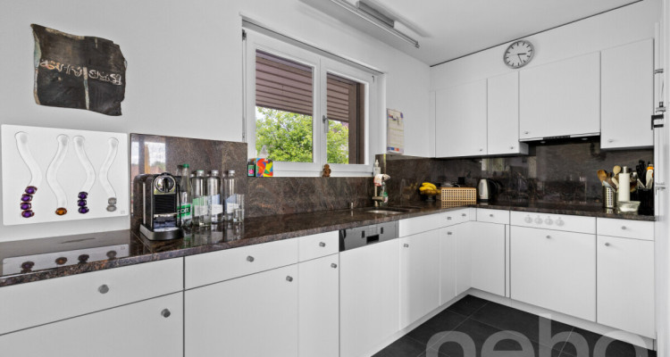 Zweifamilienhaus mit Atelier an zentraler Lage in Orpund bei Biel BE image 9