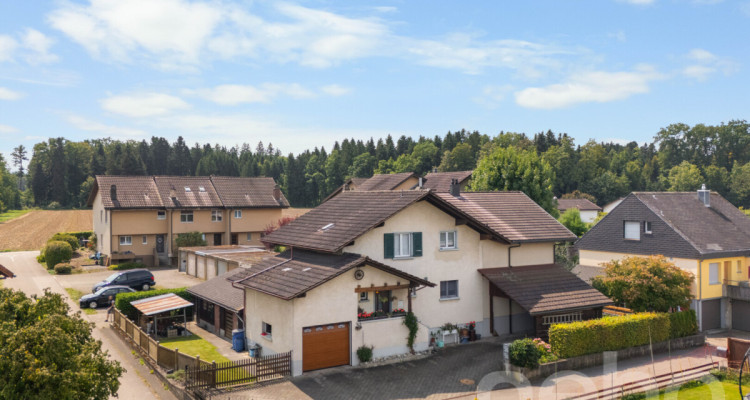 Viel Platz für die ganze Familie - Zweifamilienhaus in Zielebach image 3