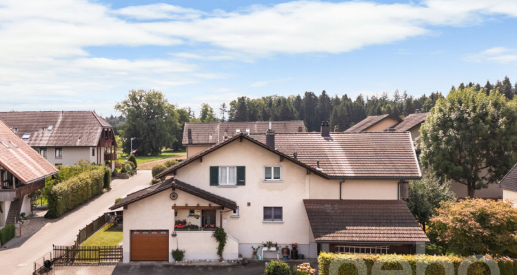 Viel Platz für die ganze Familie - Zweifamilienhaus in Zielebach image 2