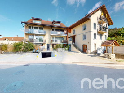 Immeuble de rendement rénové avec 11 appartements et local commercial! image 1