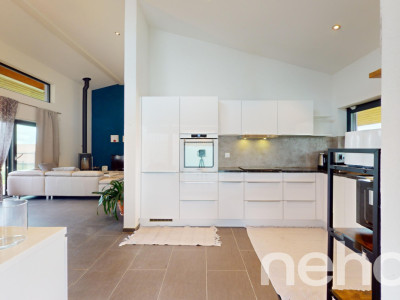 Aux portes de Marly! Villa sur un seul niveau avec jardin et piscine image 4