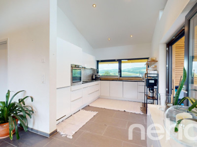 Aux portes de Marly! Villa sur un seul niveau avec jardin et piscine image 5