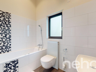 Aux portes de Marly! Villa sur un seul niveau avec jardin et piscine image 9