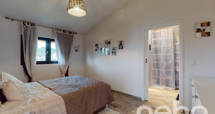 Aux portes de Marly! Villa sur un seul niveau avec jardin et piscine image 8