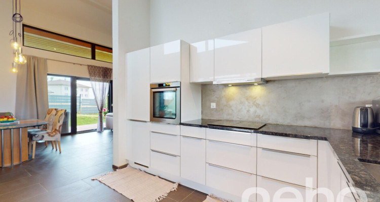 Aux portes de Marly! Villa sur un seul niveau avec jardin et piscine image 12