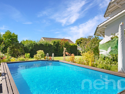 Grosszügiges Haus mit Einliegerwohnung, Garten und Pool image 2