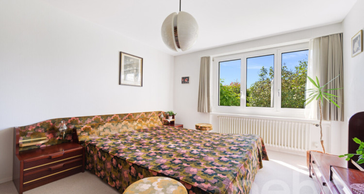 Grosszügiges Haus mit Einliegerwohnung, Garten und Pool image 8