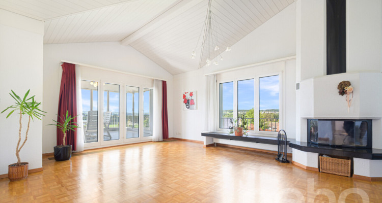 Grosszügiges Haus mit Einliegerwohnung, Garten und Pool image 10