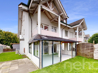 Familienfreundliches 5.5-Zimmer-Doppelhaus an ruhiger Lage image 3