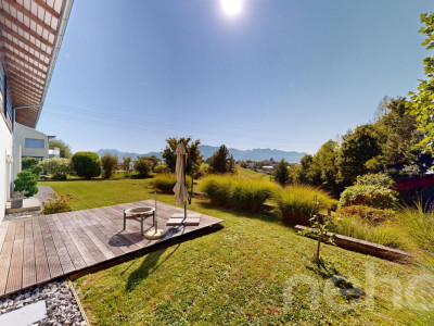 Élégante villa contemporaine dans un cadre bucolique préservé image 3