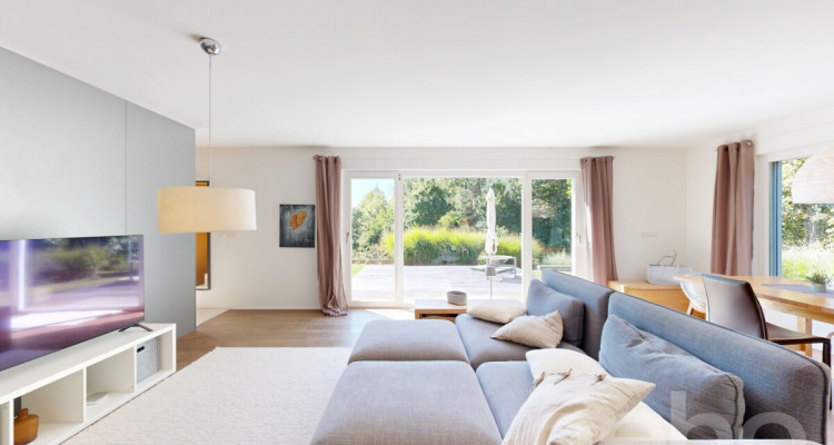 Élégante villa contemporaine dans un cadre bucolique préservé image 7