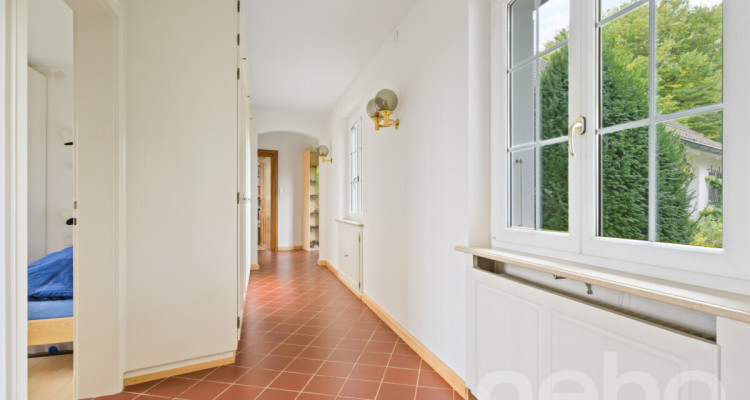 12-Zimmer-Haus mit Gartenoase und viel Raum image 12