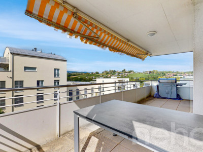 Lumineux appartement familial avec grand balcon au c?ur de Préverenges image 3