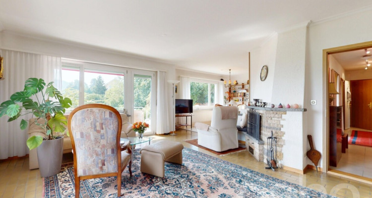 Attraktives Mehrfamilienhaus auf grossem Grundstück mit Weitsicht image 4