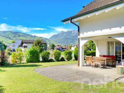 Grosszügiges Einfamilienhaus mit Garten und Bergsicht in Buchs SG image 3