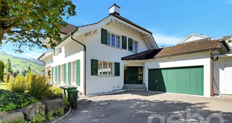 Grosszügiges Einfamilienhaus mit Garten und Bergsicht in Buchs SG image 1