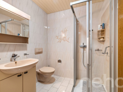 Unique opportunity Penthouse with panoramic views over Lake Neuchâtel image 11