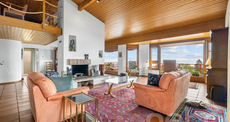 Unique opportunity Penthouse with panoramic views over Lake Neuchâtel image 2