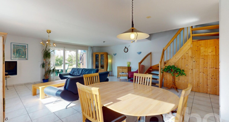 Confort, lumière et jardin privé ? superbe duplex à Morat image 2