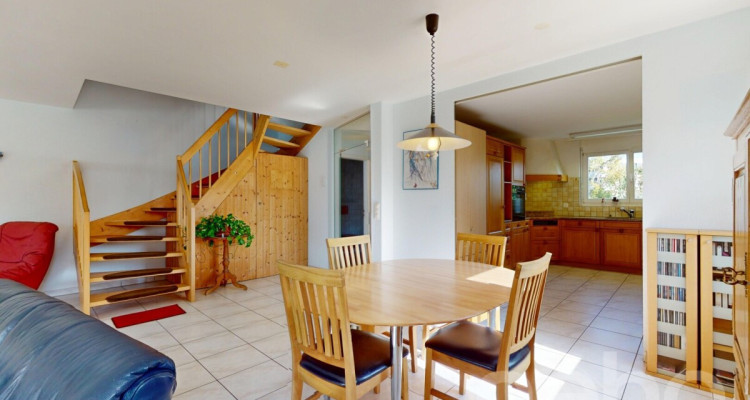 Confort, lumière et jardin privé ? superbe duplex à Morat image 3