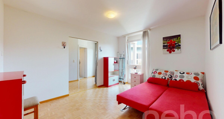 Confort, lumière et jardin privé ? superbe duplex à Morat image 8