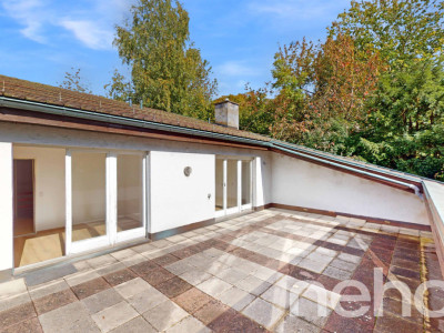 13 Zimmer Villa (502m2) mit Hallenbad, Sauna und Lift an bester Lage image 9