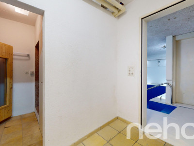 13 Zimmer Villa (502m2) mit Hallenbad, Sauna und Lift an bester Lage image 10