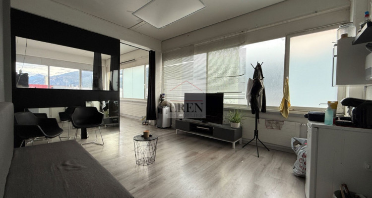 Bâtiment administratif et halle industrielle à vendre à Conthey image 11