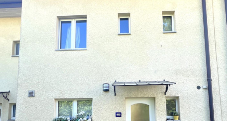 Villa mitoyenne de 5,5 pièces avec terrasse et jardin image 10