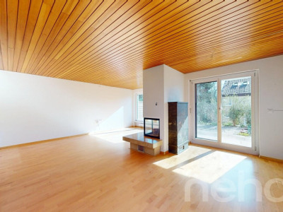 Doppelhaushälfte mit grossem Garten und viel Potenzial in Bettingen image 3