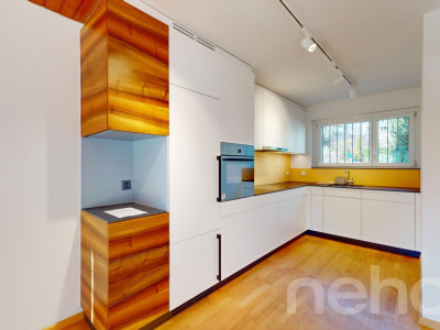 Doppelhaushälfte mit grossem Garten und viel Potenzial in Bettingen image 4