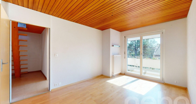 Doppelhaushälfte mit grossem Garten und viel Potenzial in Bettingen image 5