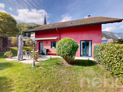 Charmante maison spacieuse avec bel espace extérieur image 1