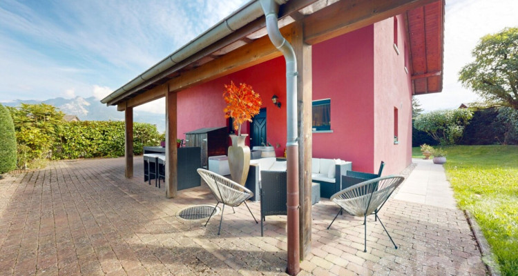 Charmante maison spacieuse avec bel espace extérieur image 3