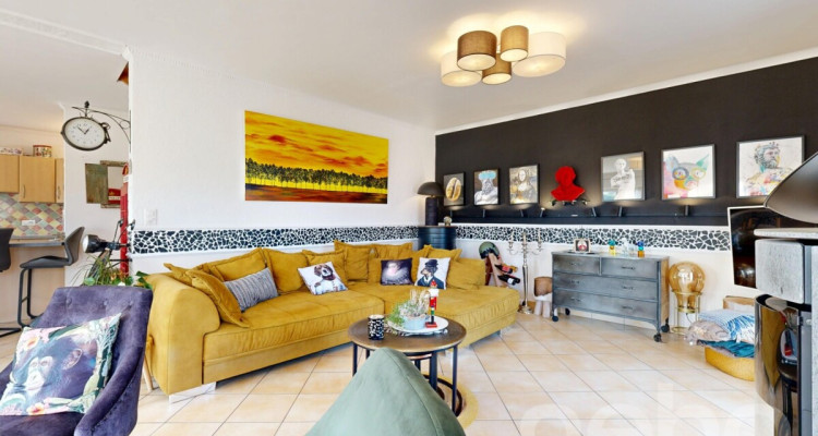 Charmante maison spacieuse avec bel espace extérieur image 5