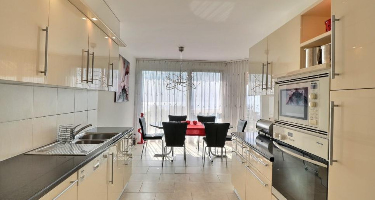 EXCLUSIF - BELLE VUE - CALME - PISCINE image 13