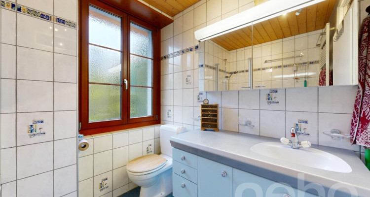 Maison familiale Atypique Rénovée avec jardin et garage indépendant image 4