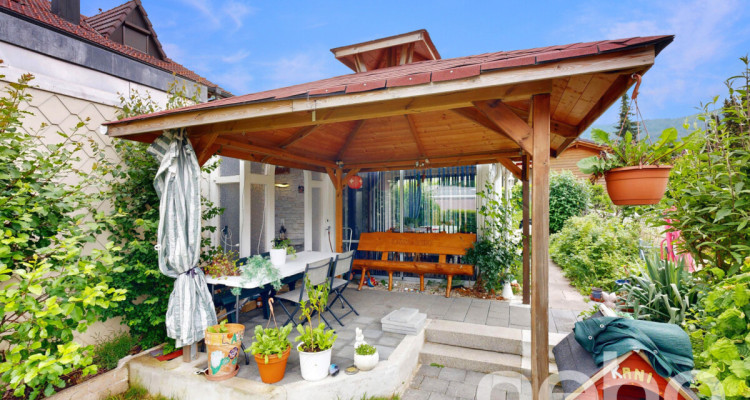 Idyllisches Einfamilienhaus mit Wintergarten und Panoramablick image 2