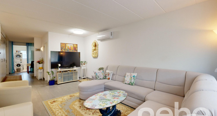 Idyllisches Einfamilienhaus mit Wintergarten und Panoramablick image 5