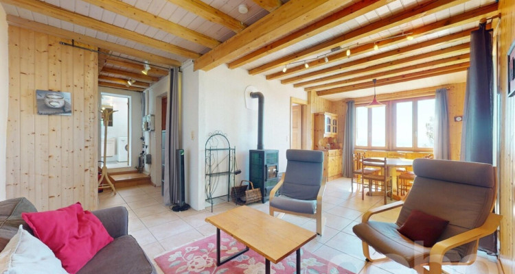 Vue panoramique à Montézillon ! image 5