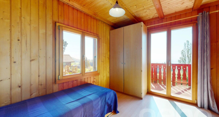 Vue panoramique à Montézillon ! image 9