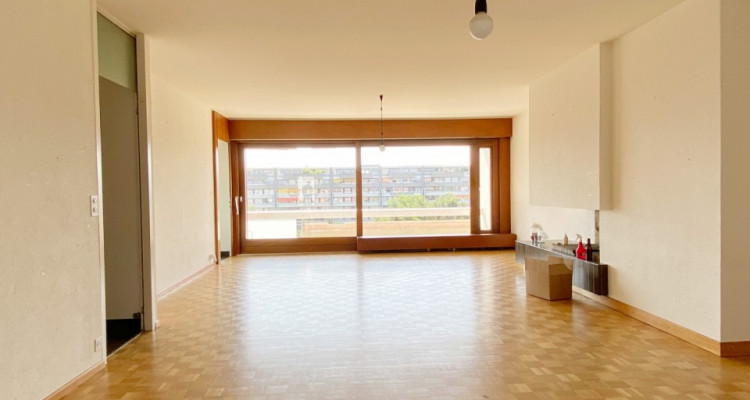 Bel appartement traversant de 5 pièces au Petit-Saconnex  image 3