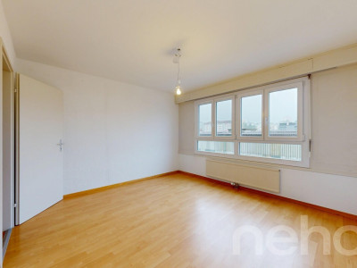 Appartement lumineux avec vue dégagée et emplacement idéal image 4