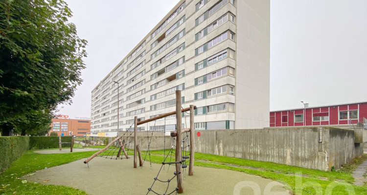 Appartement lumineux avec vue dégagée et emplacement idéal image 3