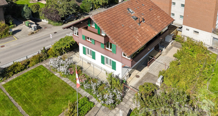 Familienidyll nahe am See - mit viel Platz und Potenzial image 1